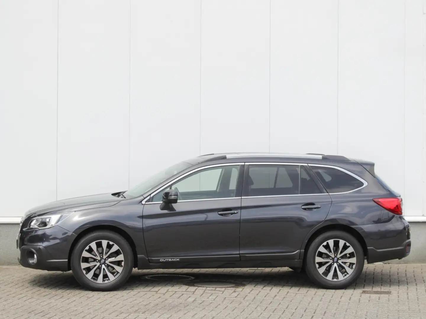 Subaru OUTBACK 2.5i Premium | Cruise | Leder | Camera Grijs - 2