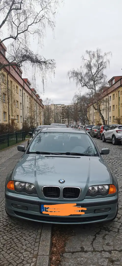 BMW 318 318i Yeşil - 2