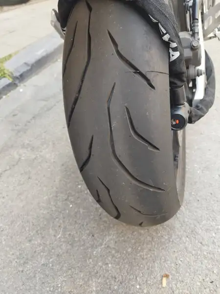 Suzuki GSR 600 - foto 7