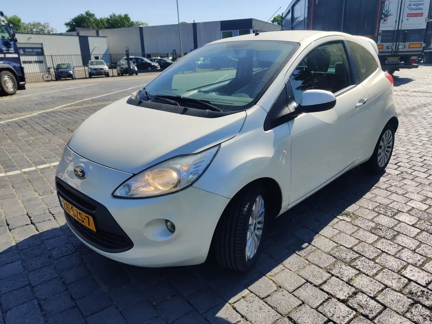 Ford Ka/Ka+ 1.2 Titanium X s/s Bílá - 1