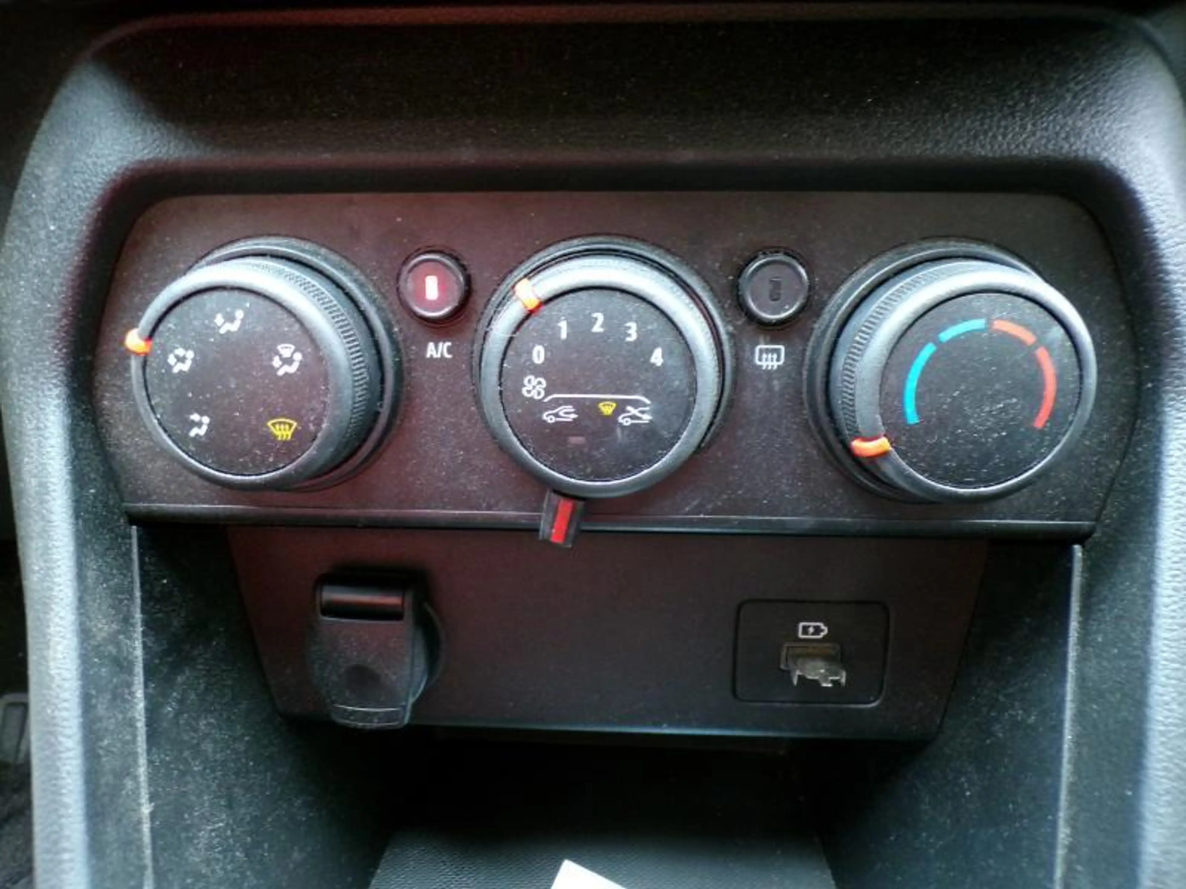 Dacia Sandero 1.0 91cv bleu 08/22 21.658km Airco GPS Camera — photo 11