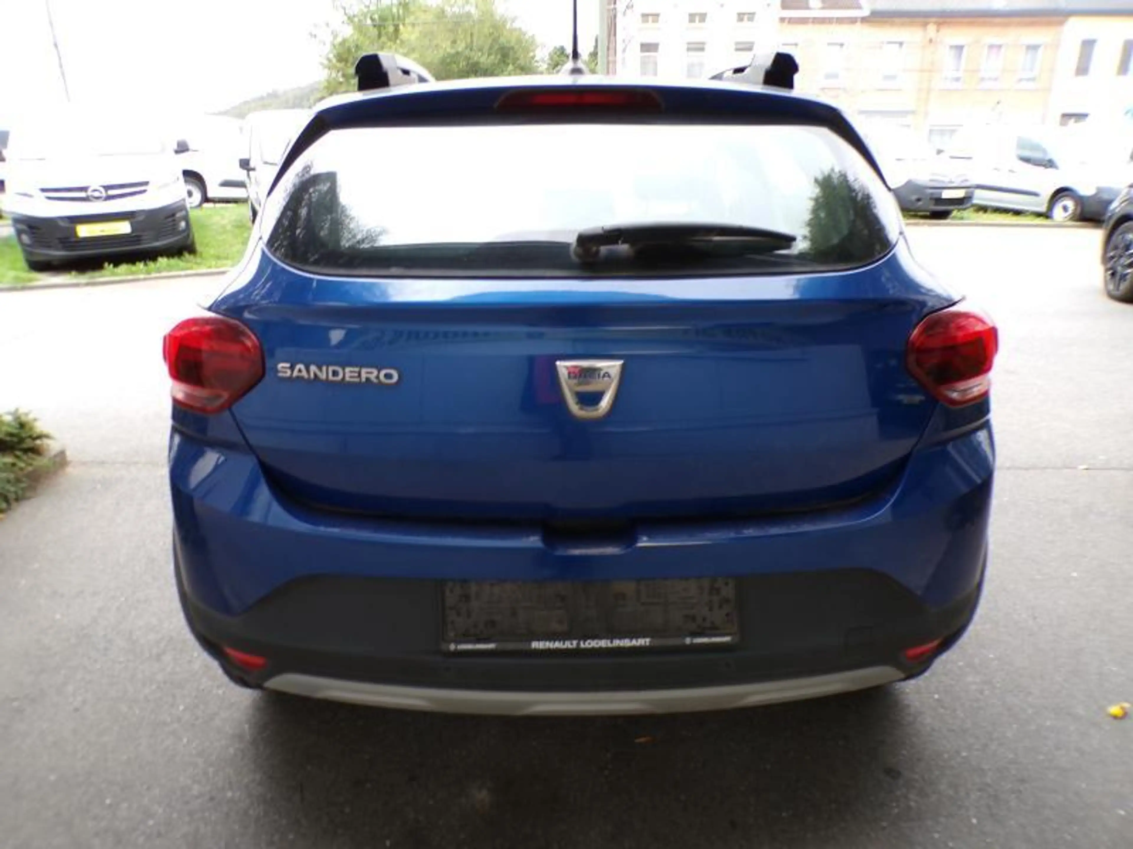 Dacia Sandero 1.0 91cv bleu 08/22 21.658km Airco GPS Camera — photo 5