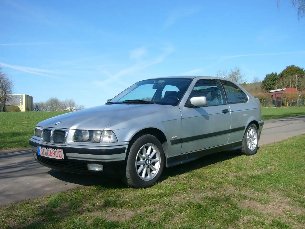 BMW 316i E36 Compact - nur 112.000 KM - TÜV 2027, foto 5