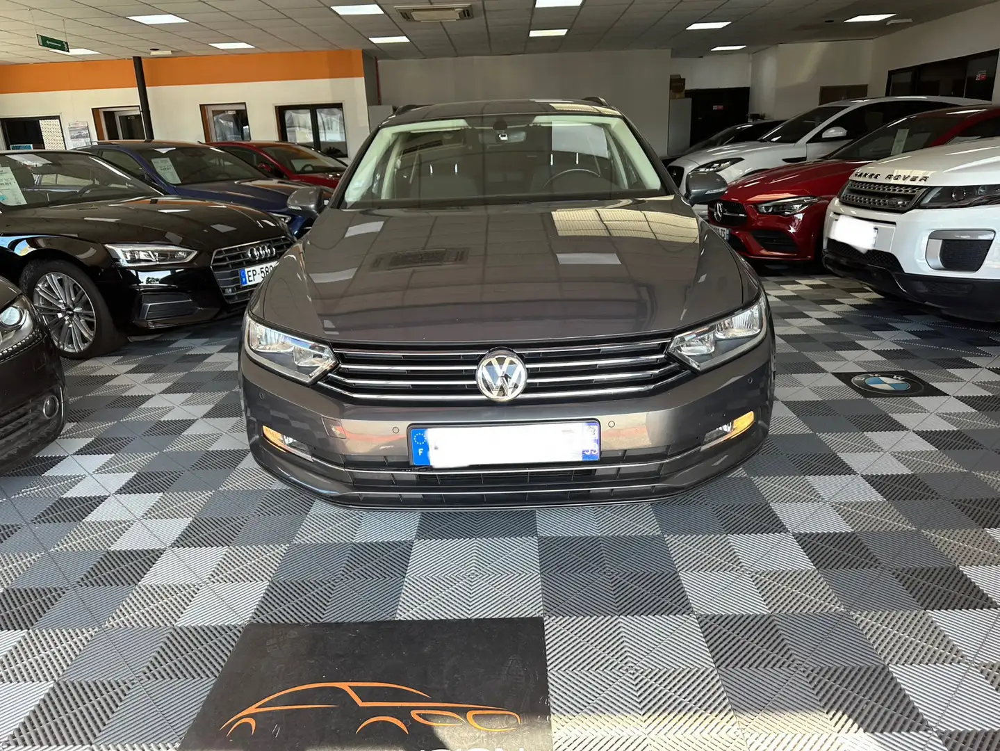 Volkswagen Passat Comfortline BMT/Start-Stop DSG Gris - 1