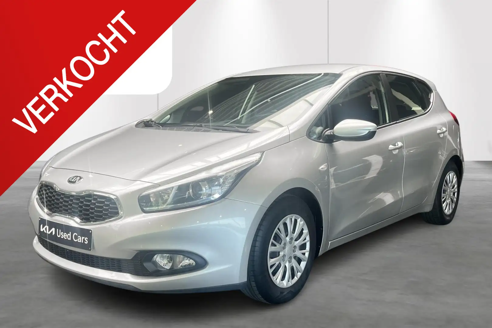 Kia Ceed / cee'd MUST Šedá - 1