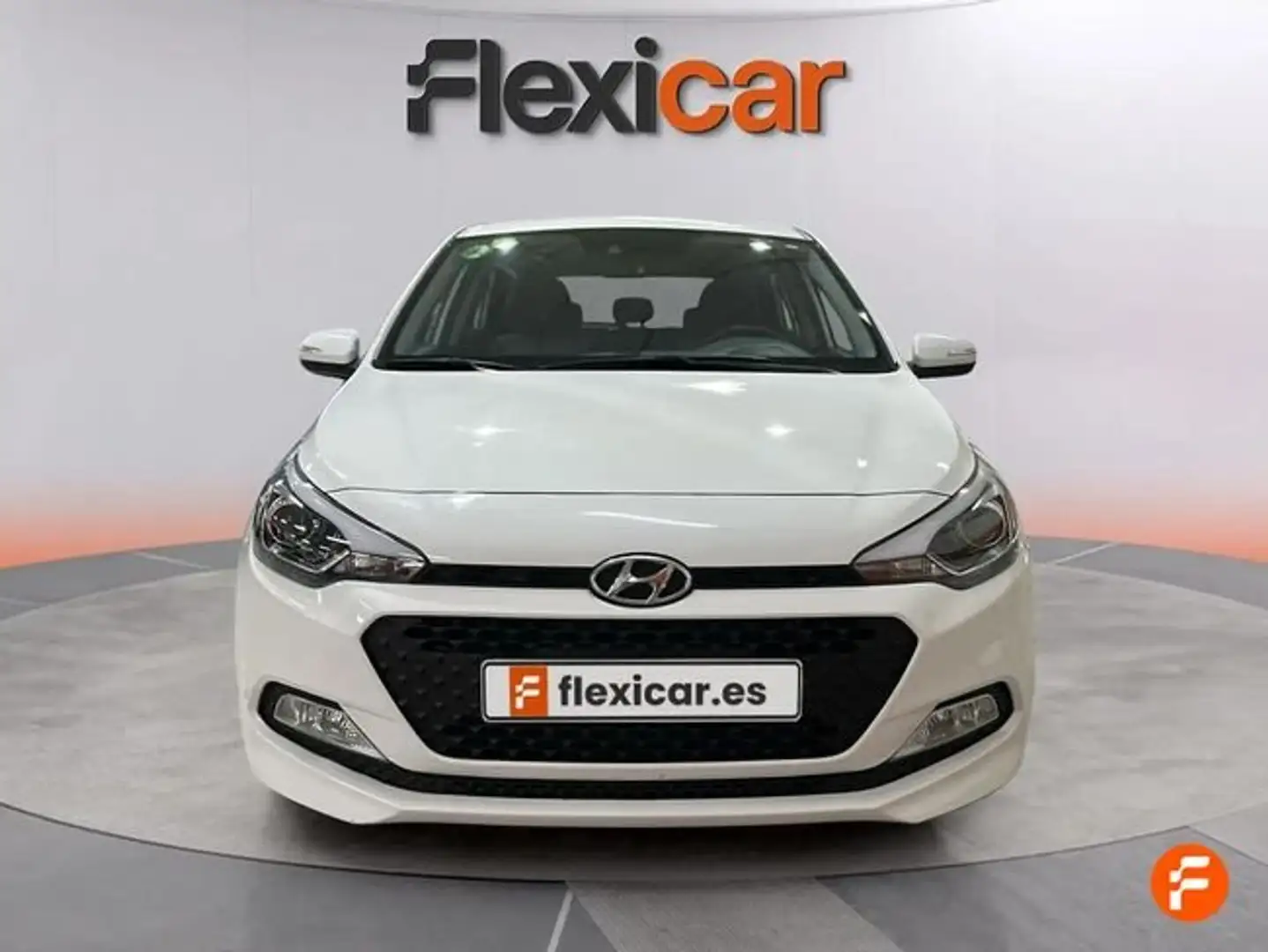 Hyundai i20 1.2 MPI Tecno Nav Blanco - 2