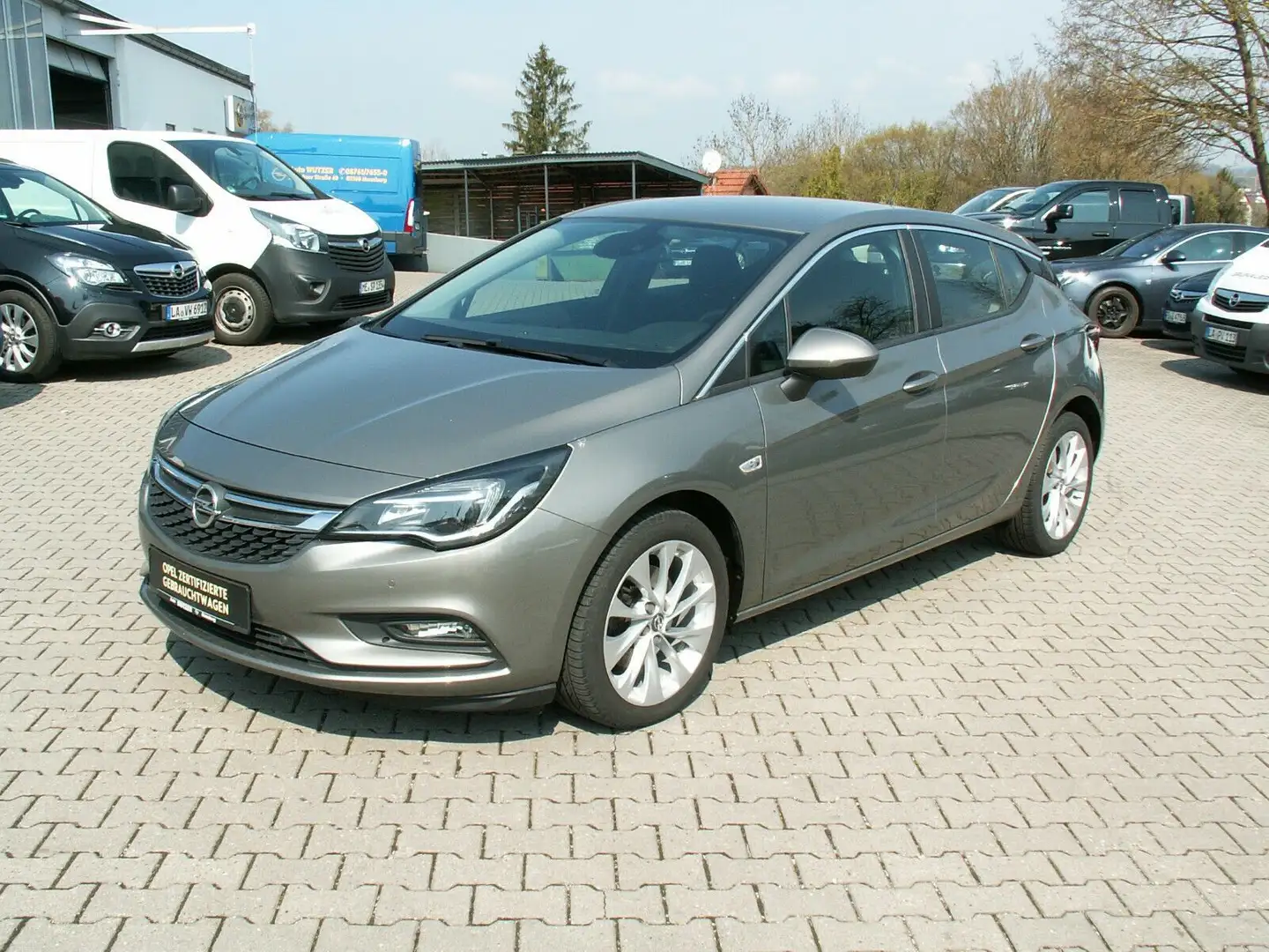 Opel Astra K Lim. 5türig Edition 1,6 CDTi 110PS S/S Beżowy - 1