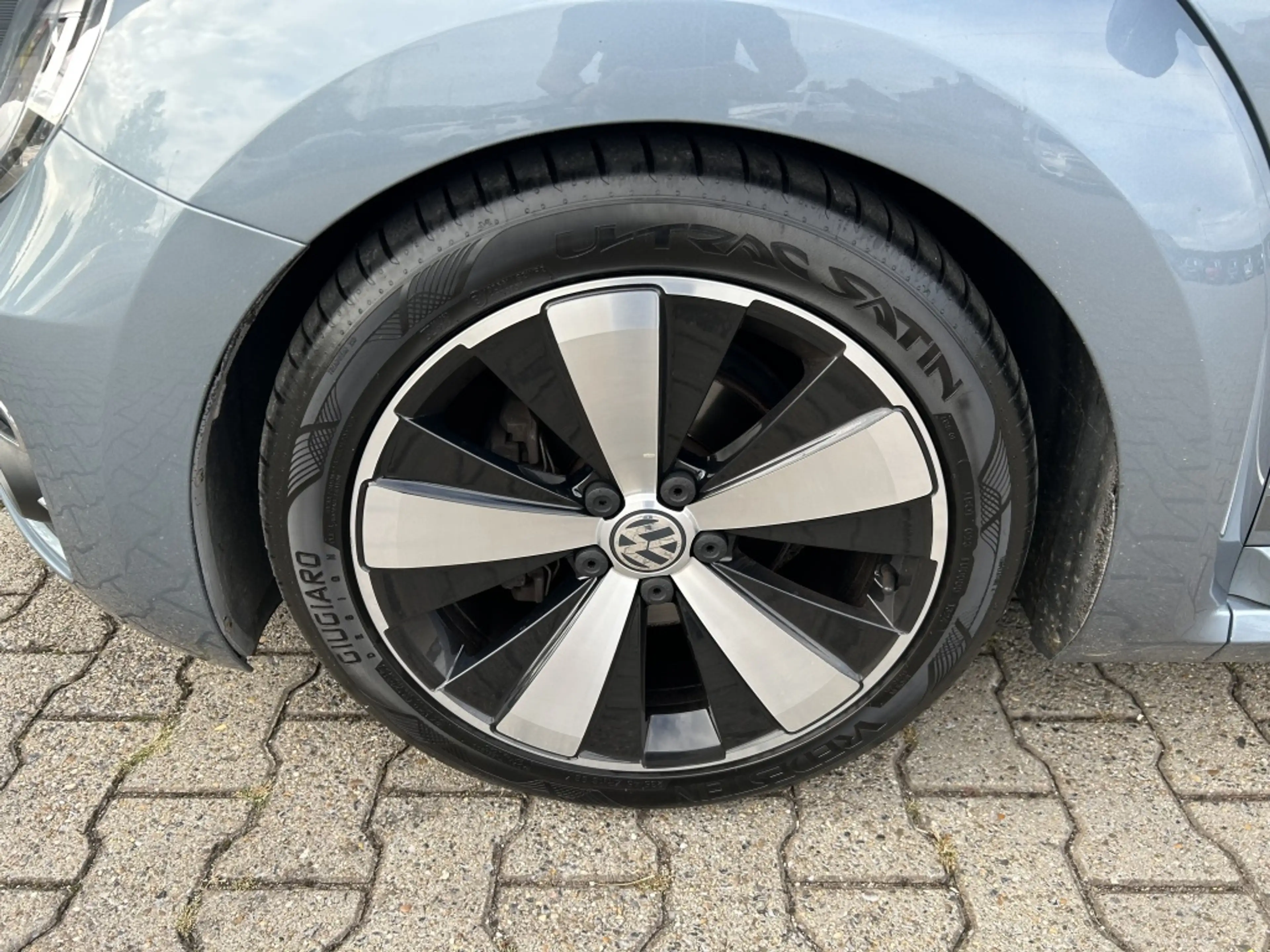 Volkswagen Beetle 1.4 TSI 150PK BMT 7-DSG Exclusive Series — photo 4