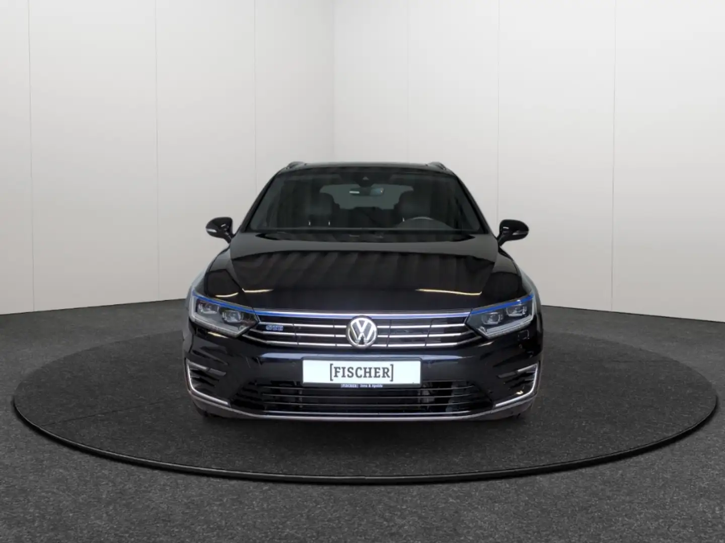 Volkswagen Passat Variant GTE 1.4TSI eHybrid DSG LED AHK Navi DYNAUDIO Rear Schwarz - 2