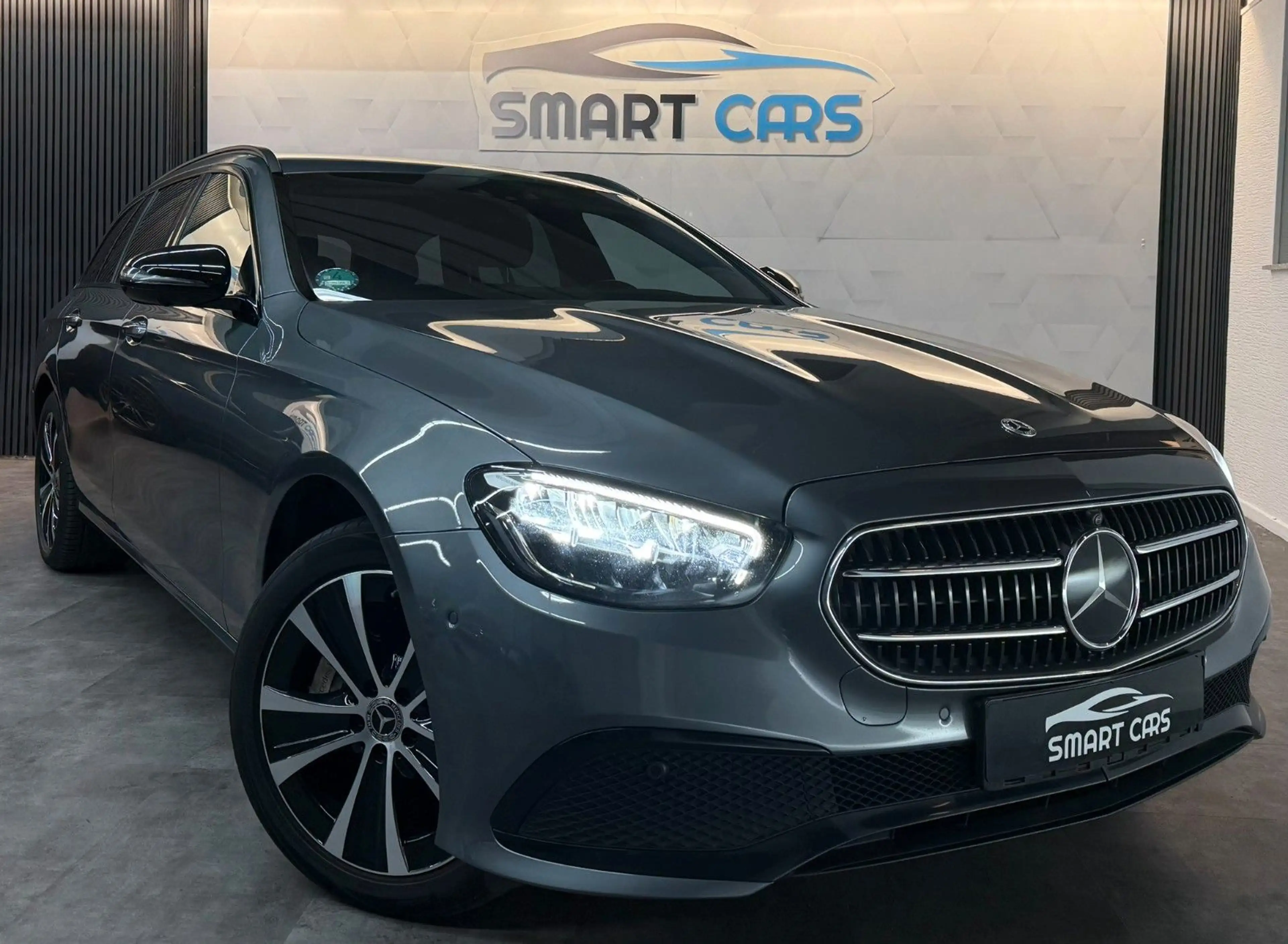 Mercedes-Benz E 300 T de 4Matic*Leder*HuD*AHK*360°*Voll* — photo 3