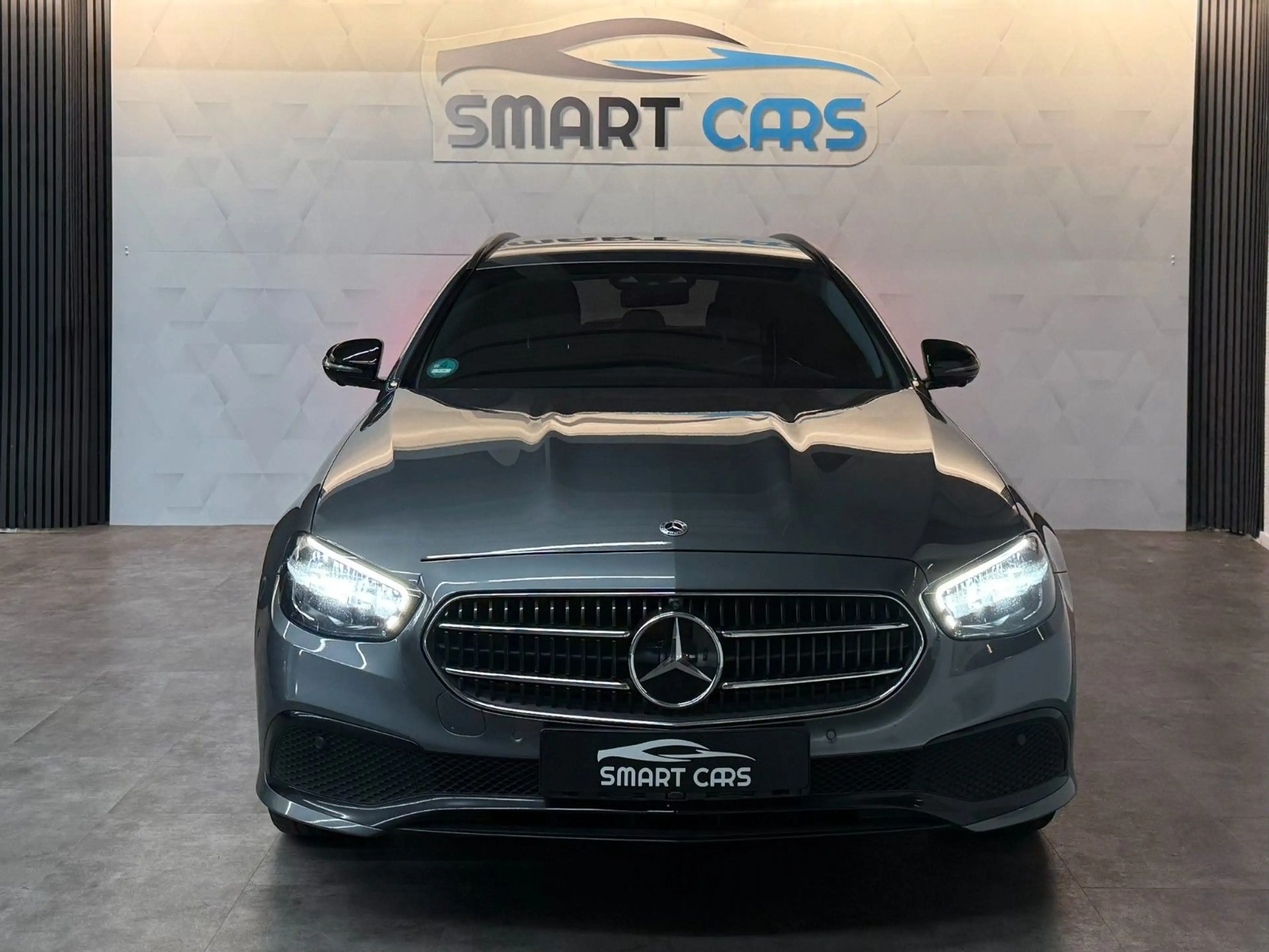 Mercedes-Benz E 300 T de 4Matic*Leder*HuD*AHK*360°*Voll* — photo 5