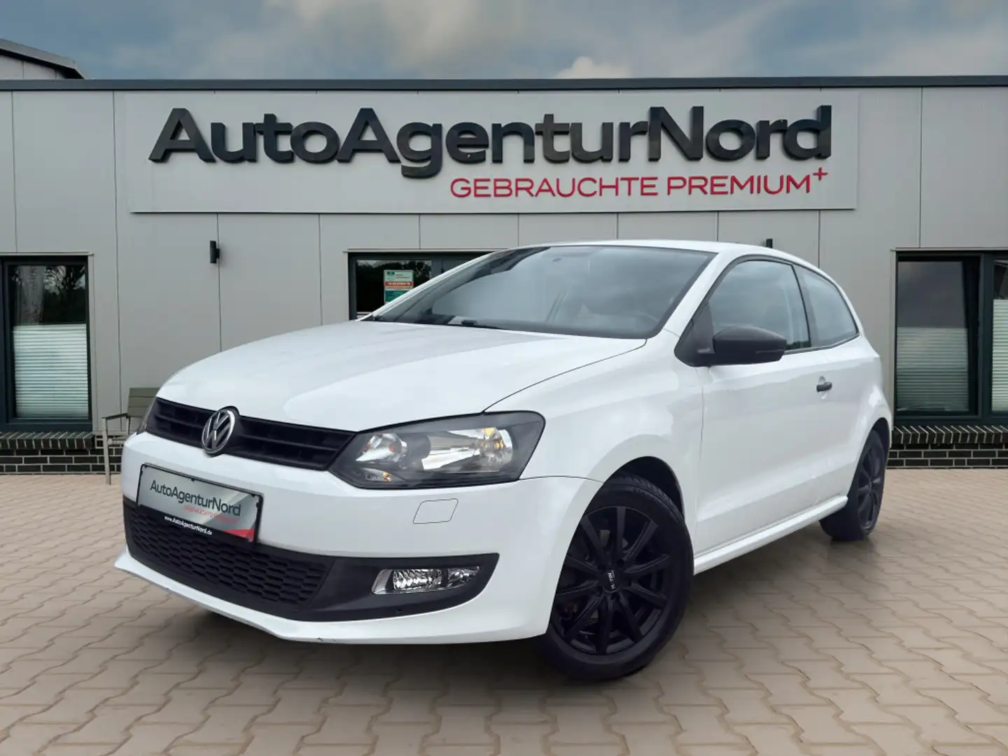 Volkswagen Polo 1,2 Trendline SHZ+KLIMA Wit - 1