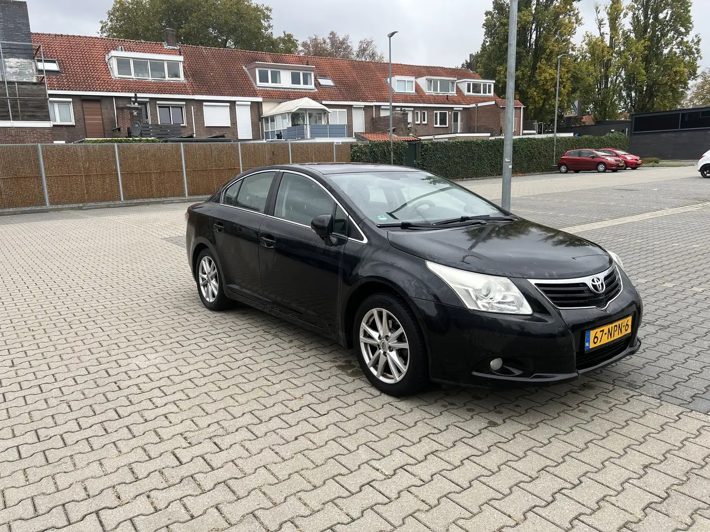 Toyota Avensis 1,6 BENZYNA VVTi.Comfort. Noir - 2