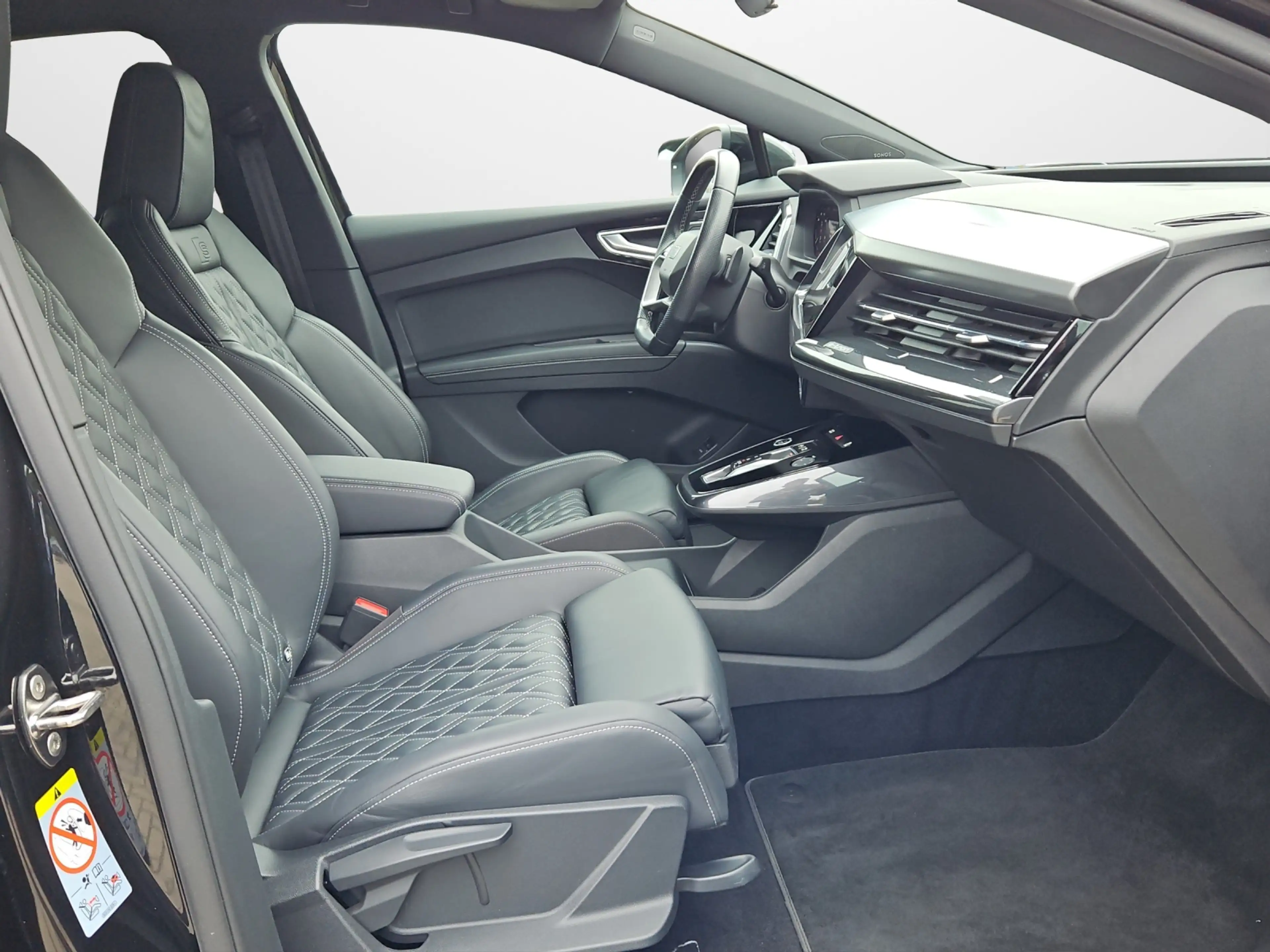 Audi Q4 e-tron 50 quattro Sportback S line NaviPlus Matrix 21-... — photo 13