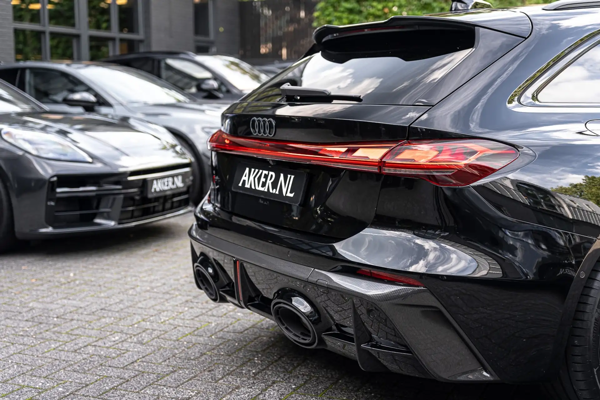 Audi RS5 Coupe 2026 검정 사진 5