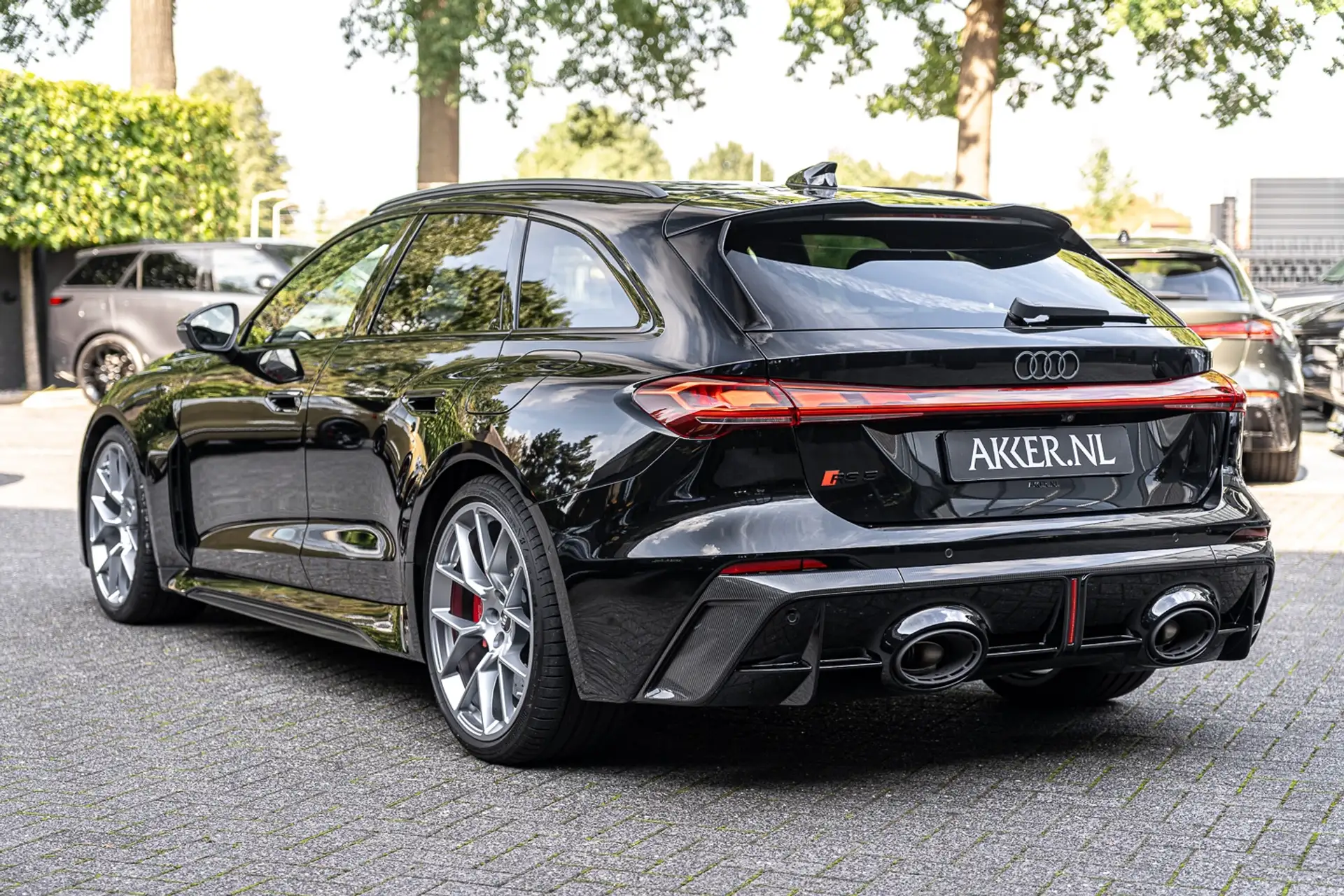 Audi RS5 Coupe 2026 검정 사진 7