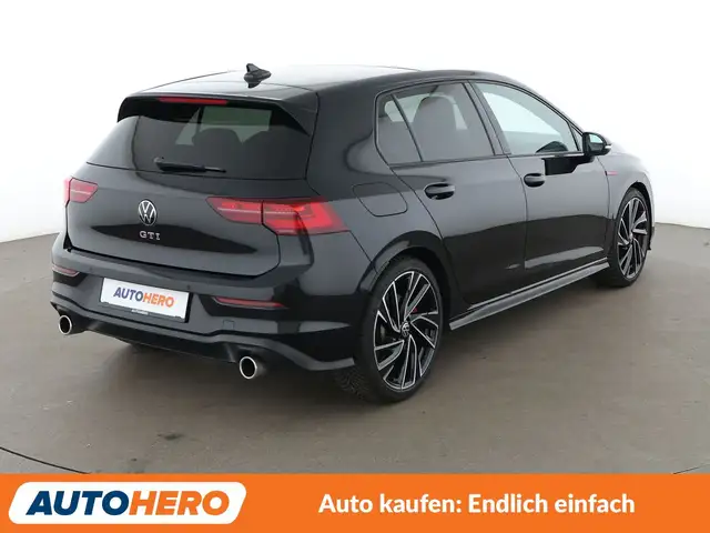 Volkswagen Golf view 6