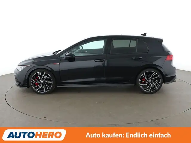 Volkswagen Golf view 3