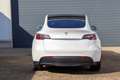 Tesla Model Y RWD Weiß - thumbnail 5