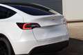 Tesla Model Y RWD Weiß - thumbnail 4