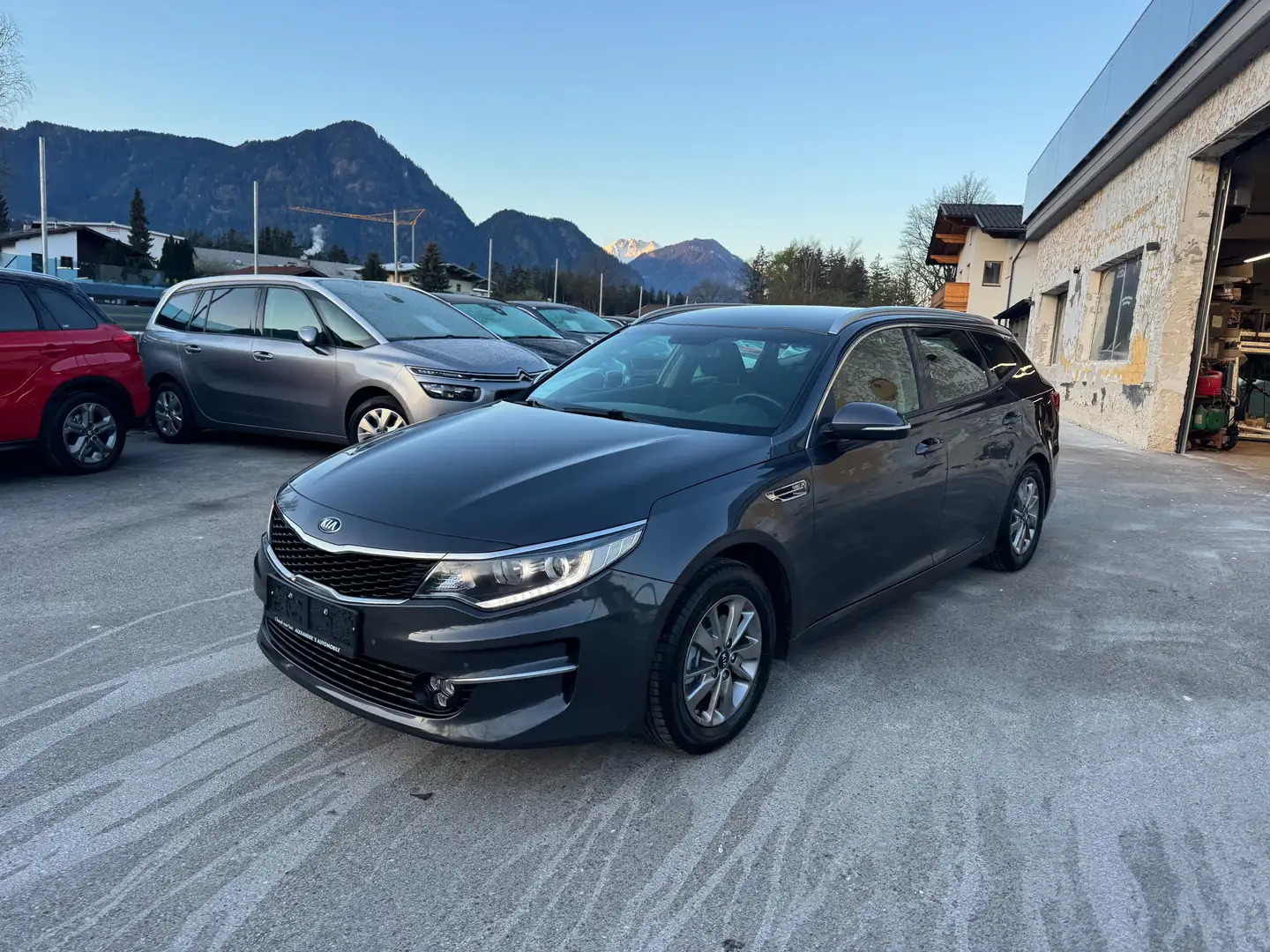 Kia Optima Edition 7 Grau - 2