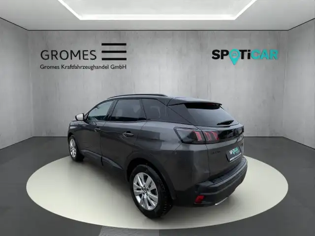 Peugeot 3008 view 5