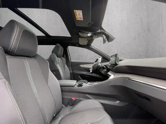 Peugeot 3008 view 13