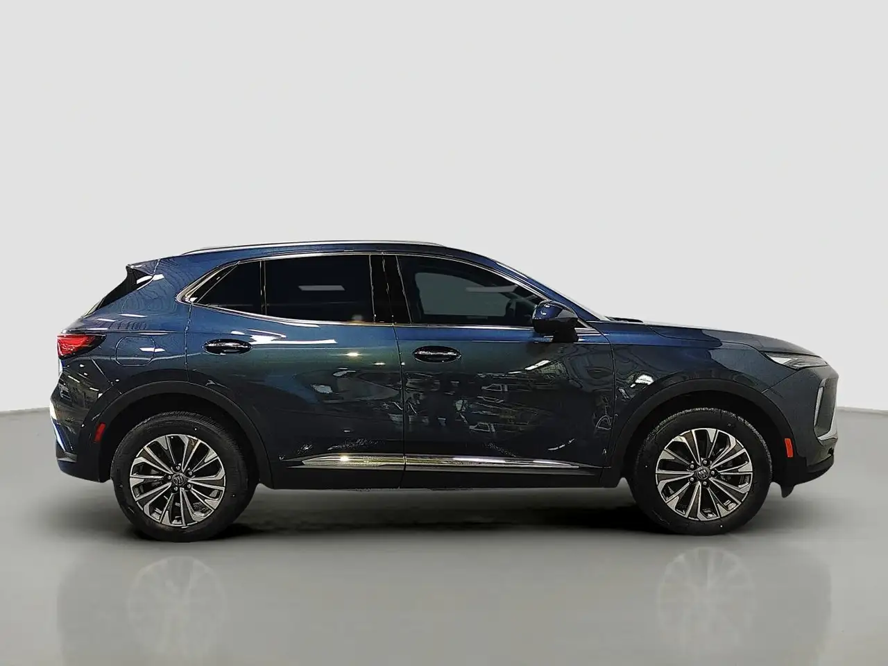 Buick Envision photo Buick Envision
