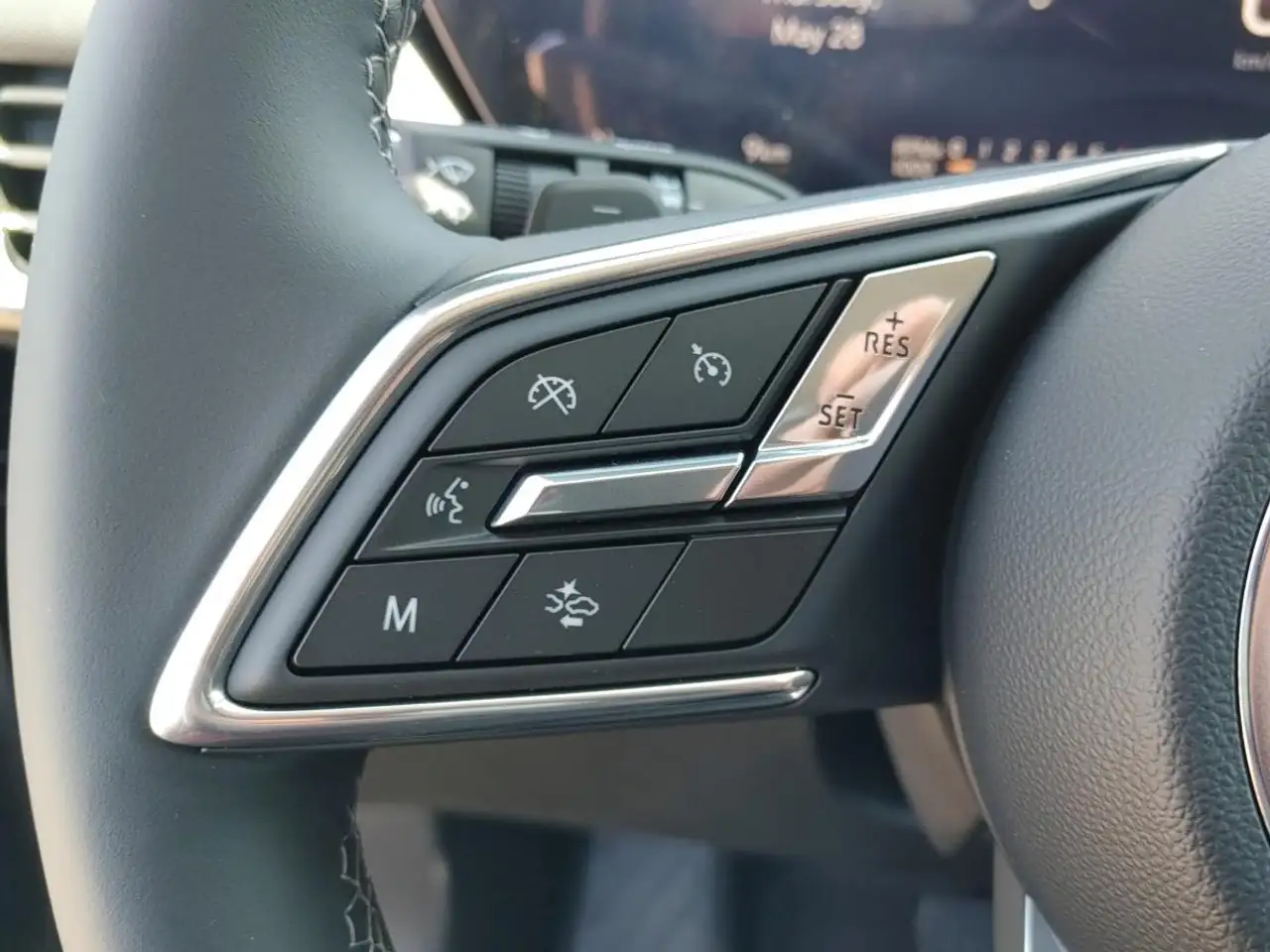 Buick Envision photo Buick Envision