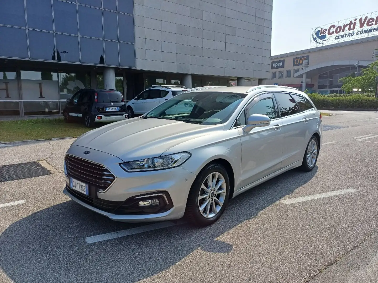 Ford Mondeo 2.0 EcoBlue 150 CV S&S aut. SW Titanium Business Argento - 2