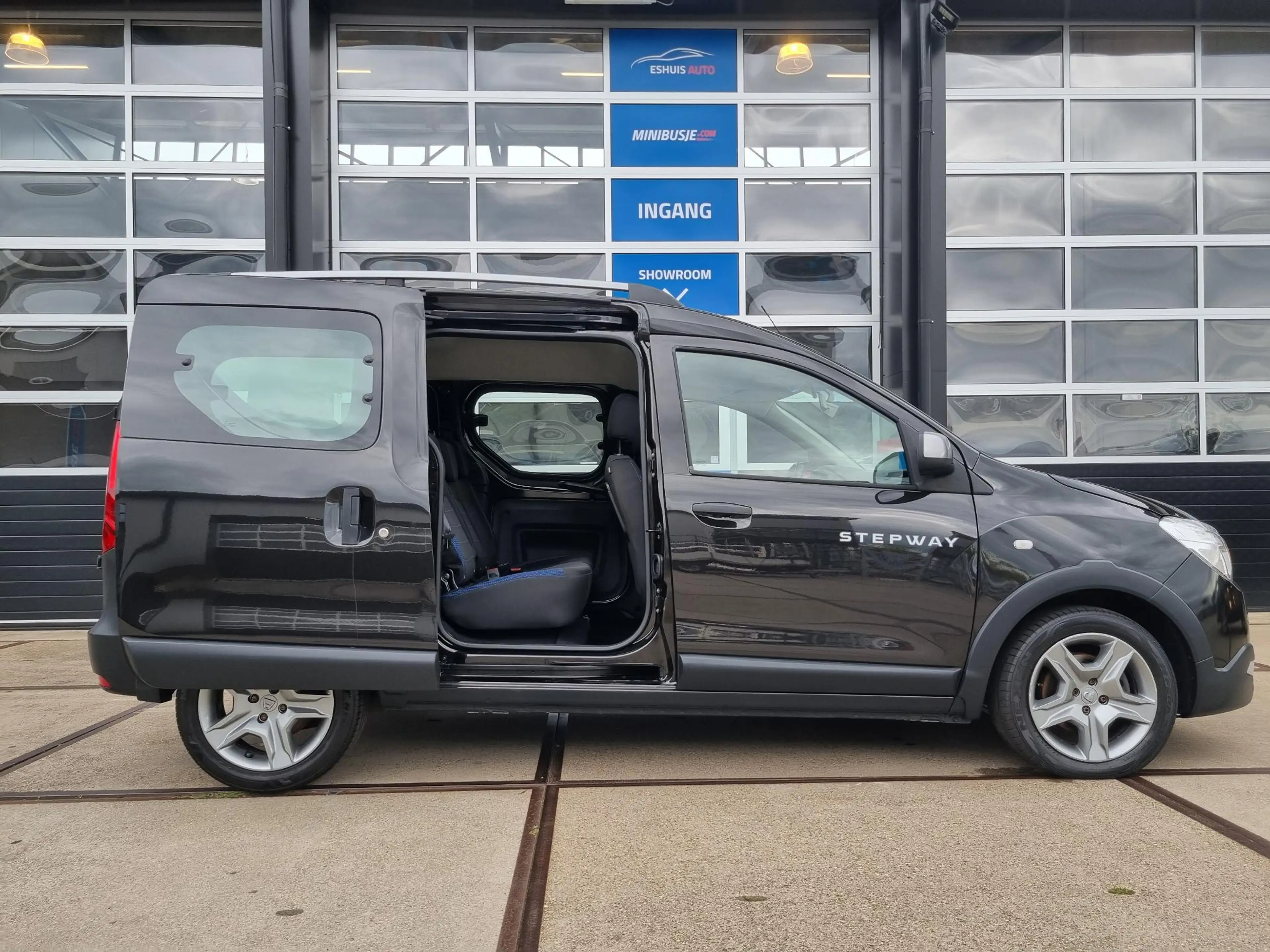 Dacia Dokker 1.3 TCe Stepway 130pk. NAVI / CRUISE / PDC / CAMER — photo 6