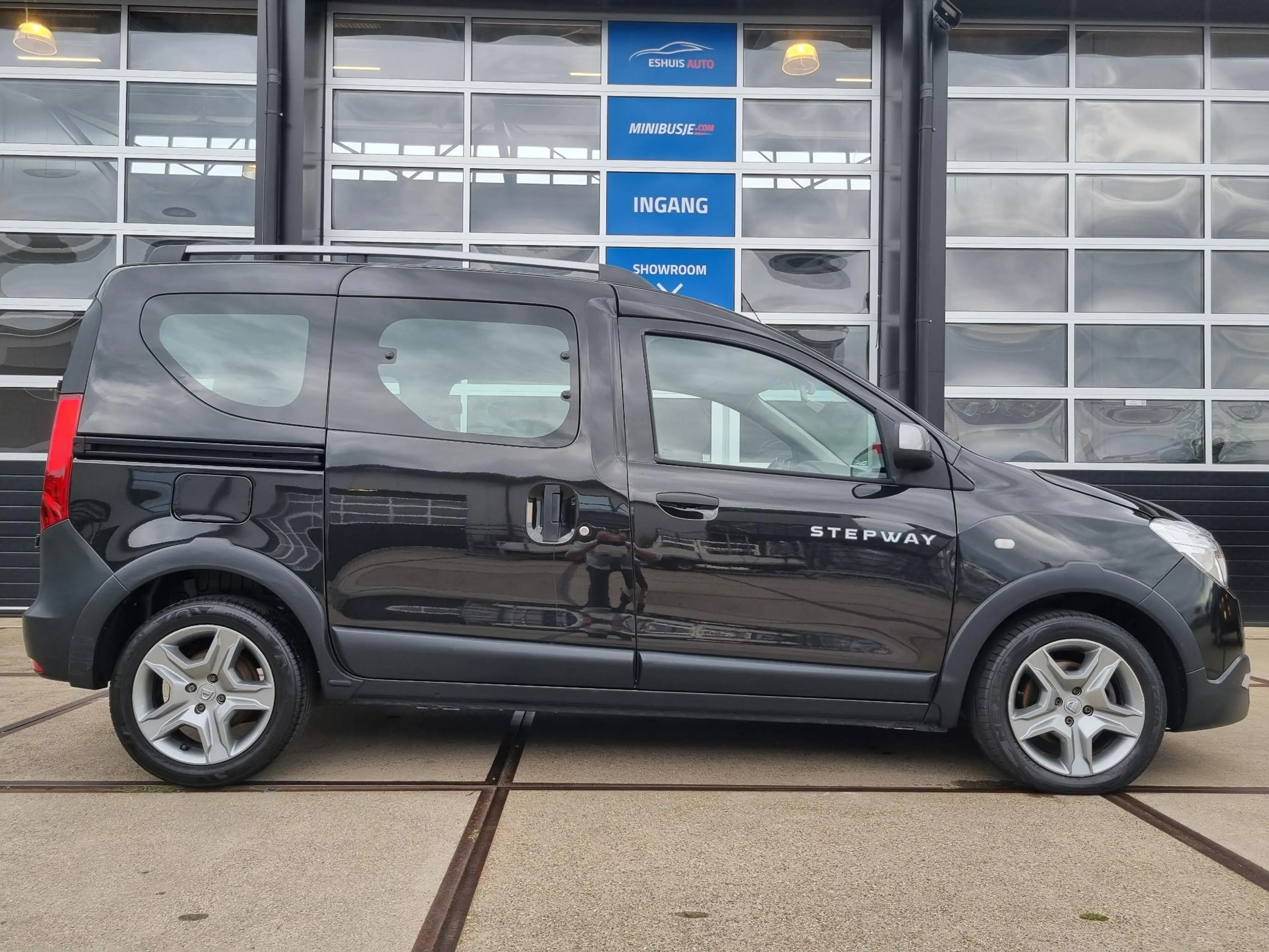Dacia Dokker 1.3 TCe Stepway 130pk. NAVI / CRUISE / PDC / CAMER — photo 5