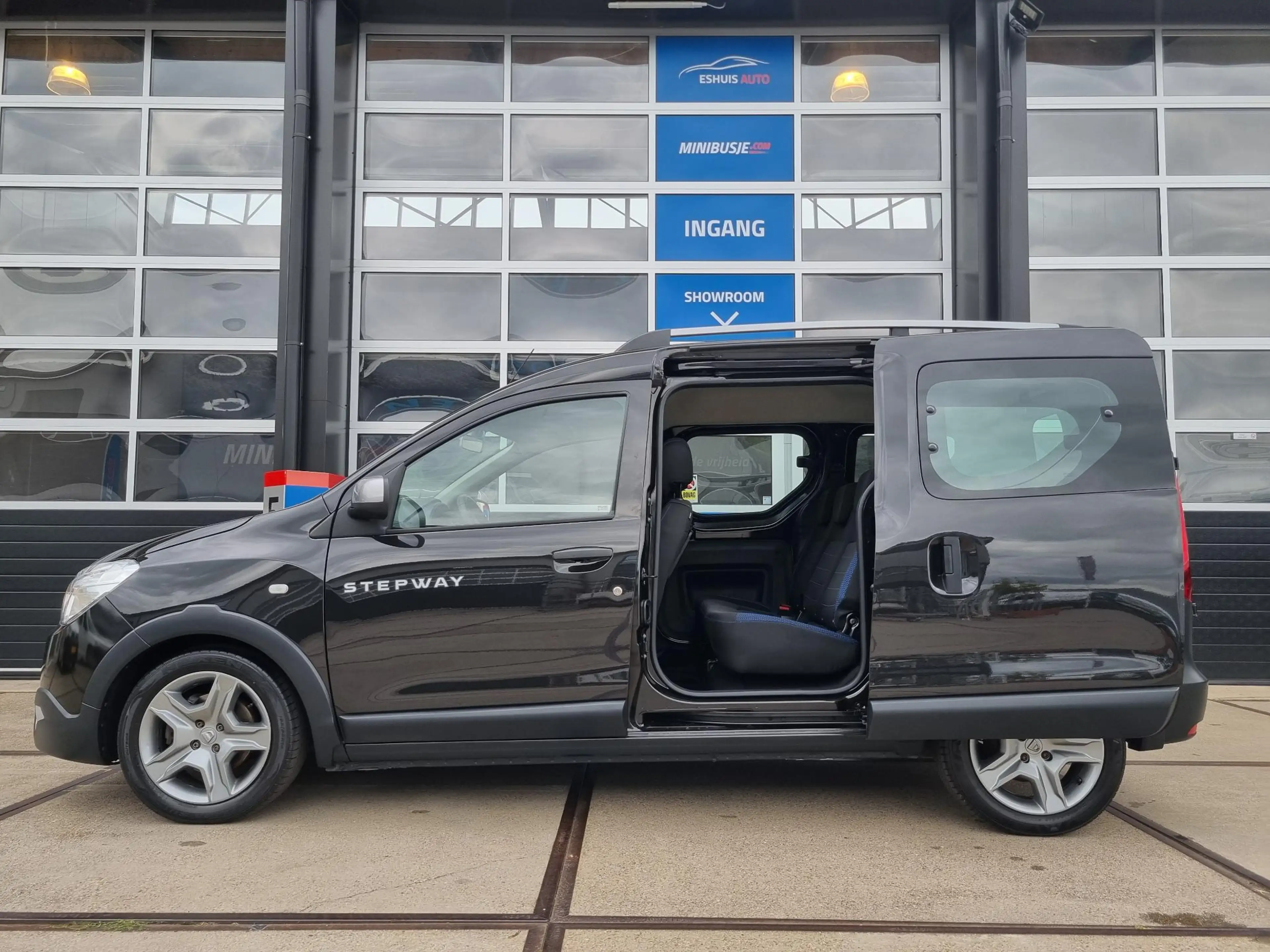 Dacia Dokker 1.3 TCe Stepway 130pk. NAVI / CRUISE / PDC / CAMER — photo 3