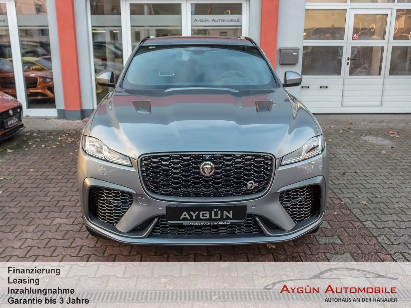 Jaguar F-Pace P550 SVR*HUD*Pixel-LED*Panorama*22-Zoll* Grau - 2