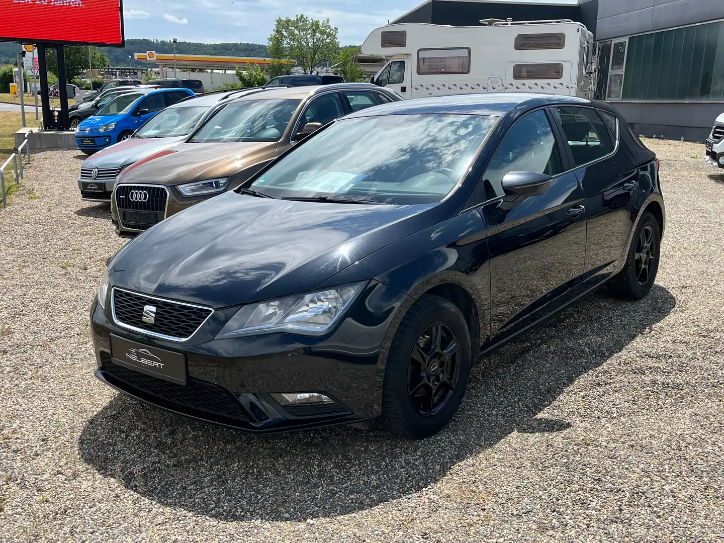 SEAT Leon 1.6 TDI DPF Start Schwarz - 1