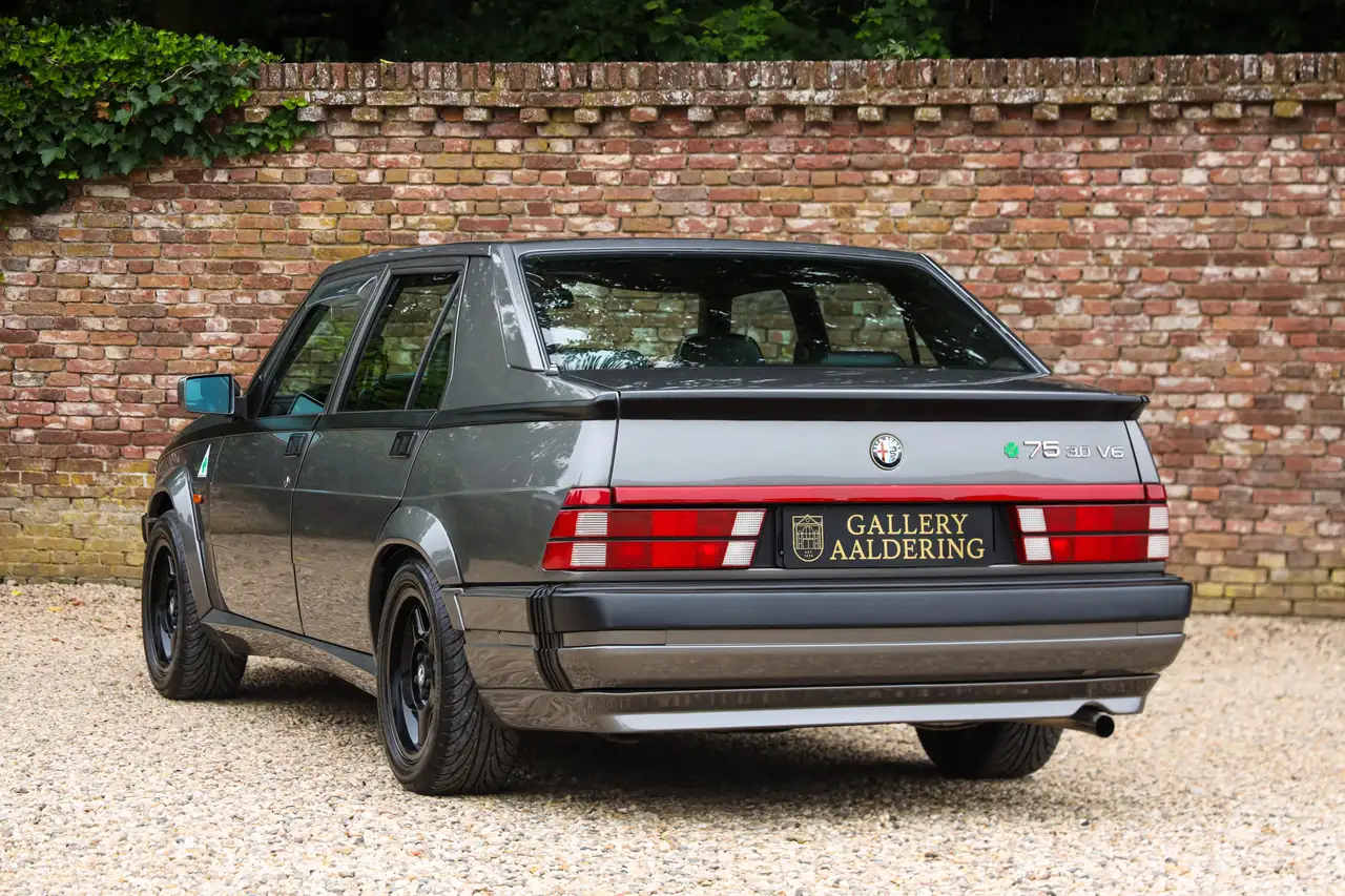 Alfa Romeo 75 3.0 V6 "Restored and rebuilt" Restored by an enthu, foto 2