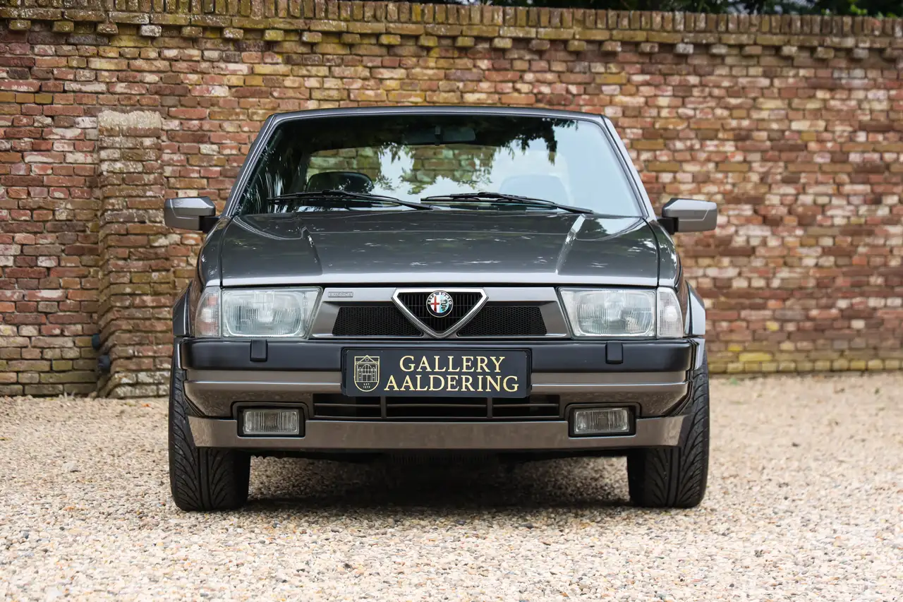 Alfa Romeo 75 3.0 V6 "Restored and rebuilt" Restored by an enthu, foto 5