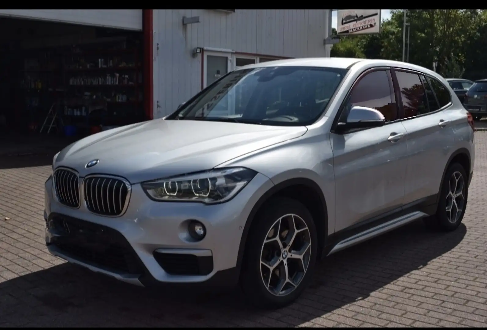 BMW X1 xDrive 25dA - 1