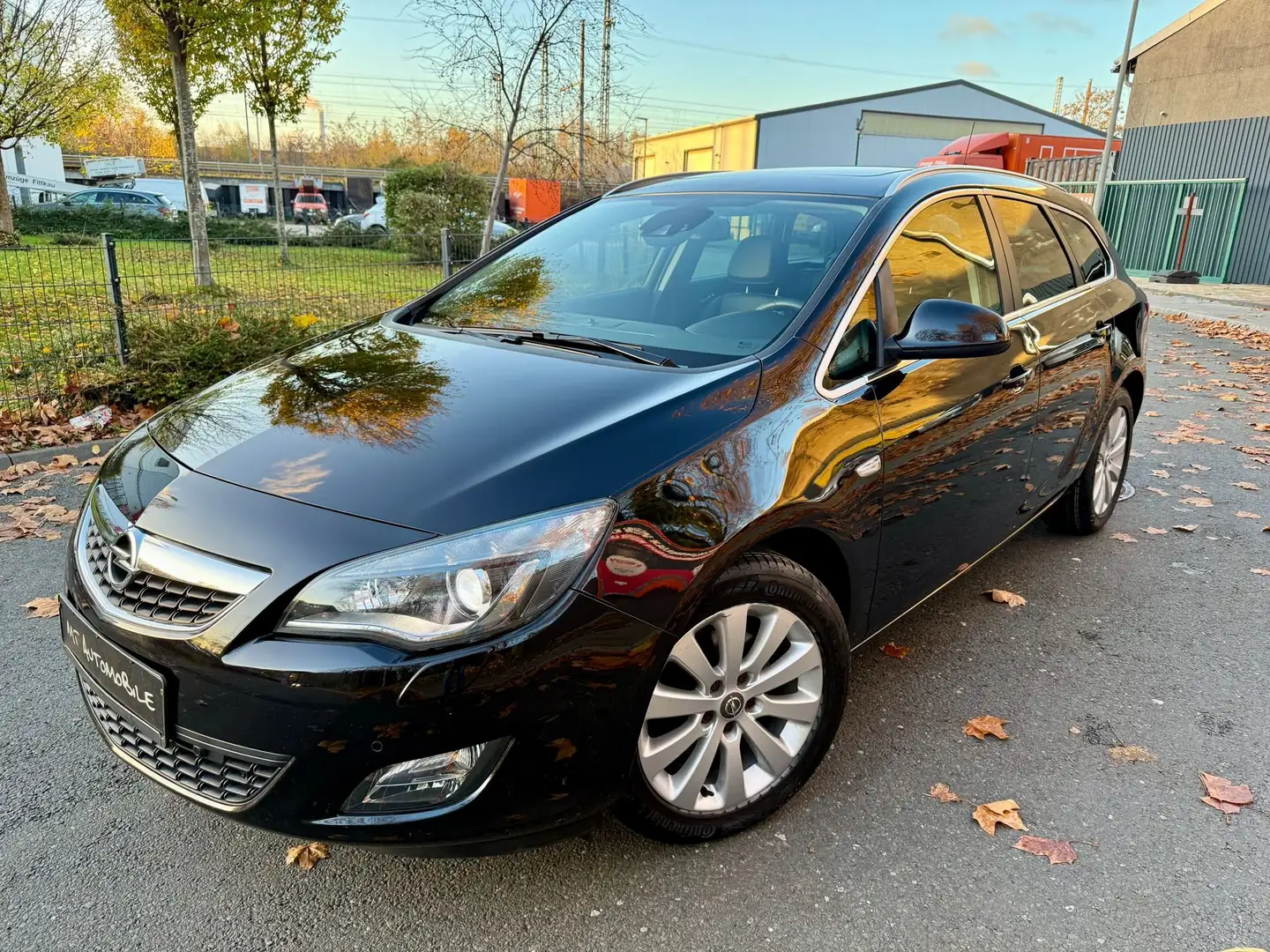 Opel Astra Innovation*1Hand*79TKM*Automatik*Leder*Tüv Neu! Schwarz - 1