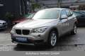 BMW X1 sDrive 18d*LEDER*SHZ*XENON*2:HAND!! Silber - thumbnail 1