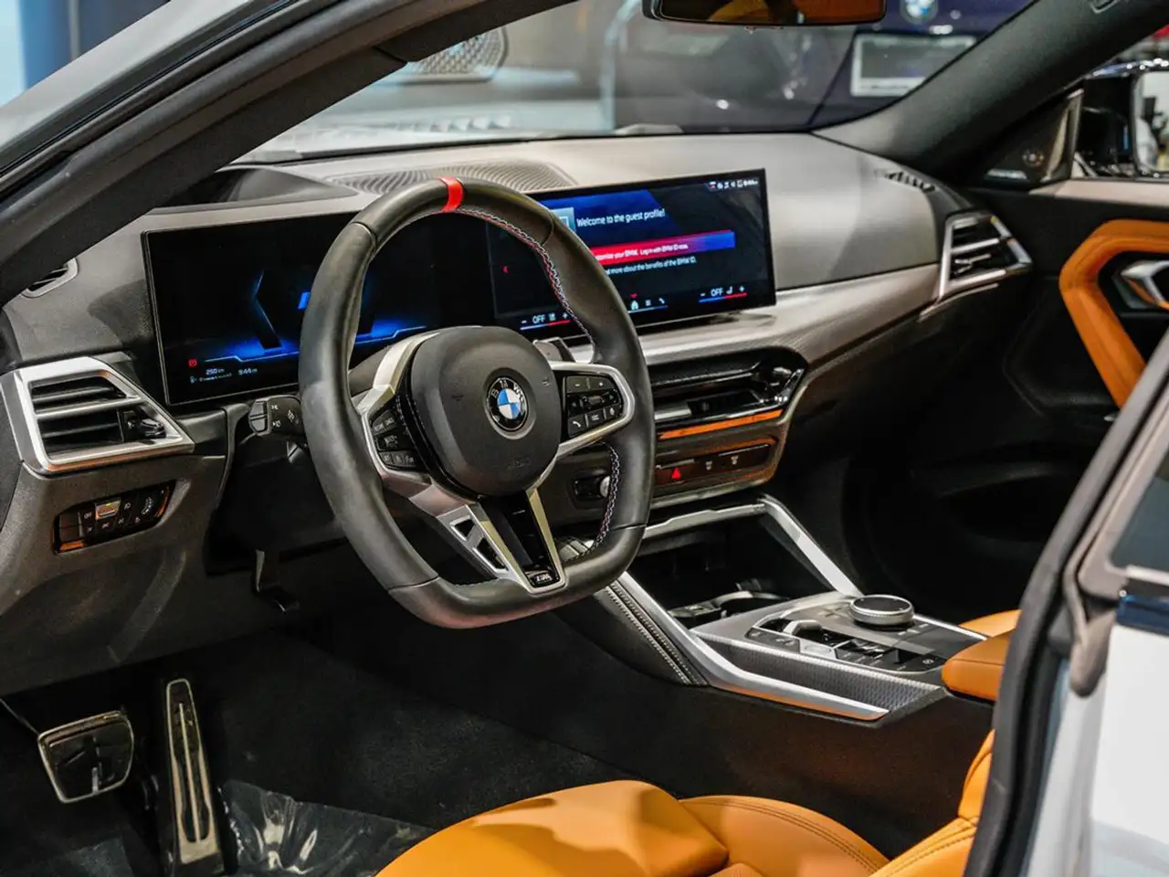 BMW 2 Series снимка BMW 2 Series