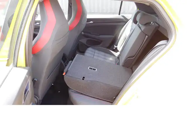 Volkswagen Golf view 13