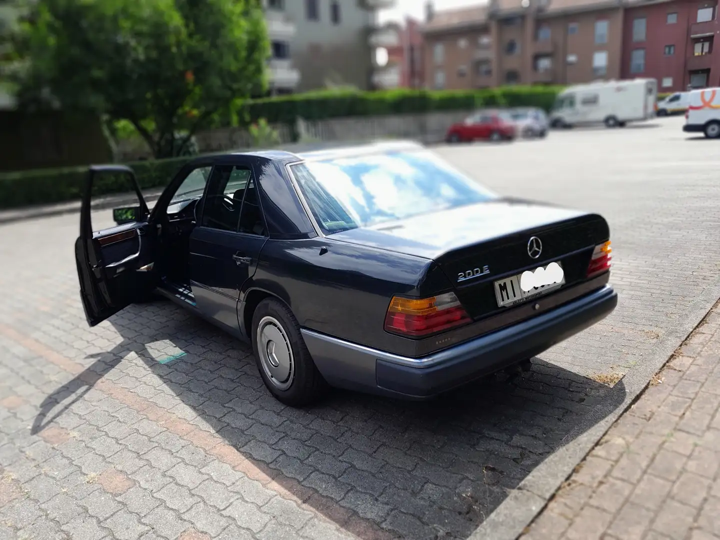 Mercedes-Benz 200 200E W124 90KW - 20CAVALLI FISCALI - impianto GPL. Nero - 1