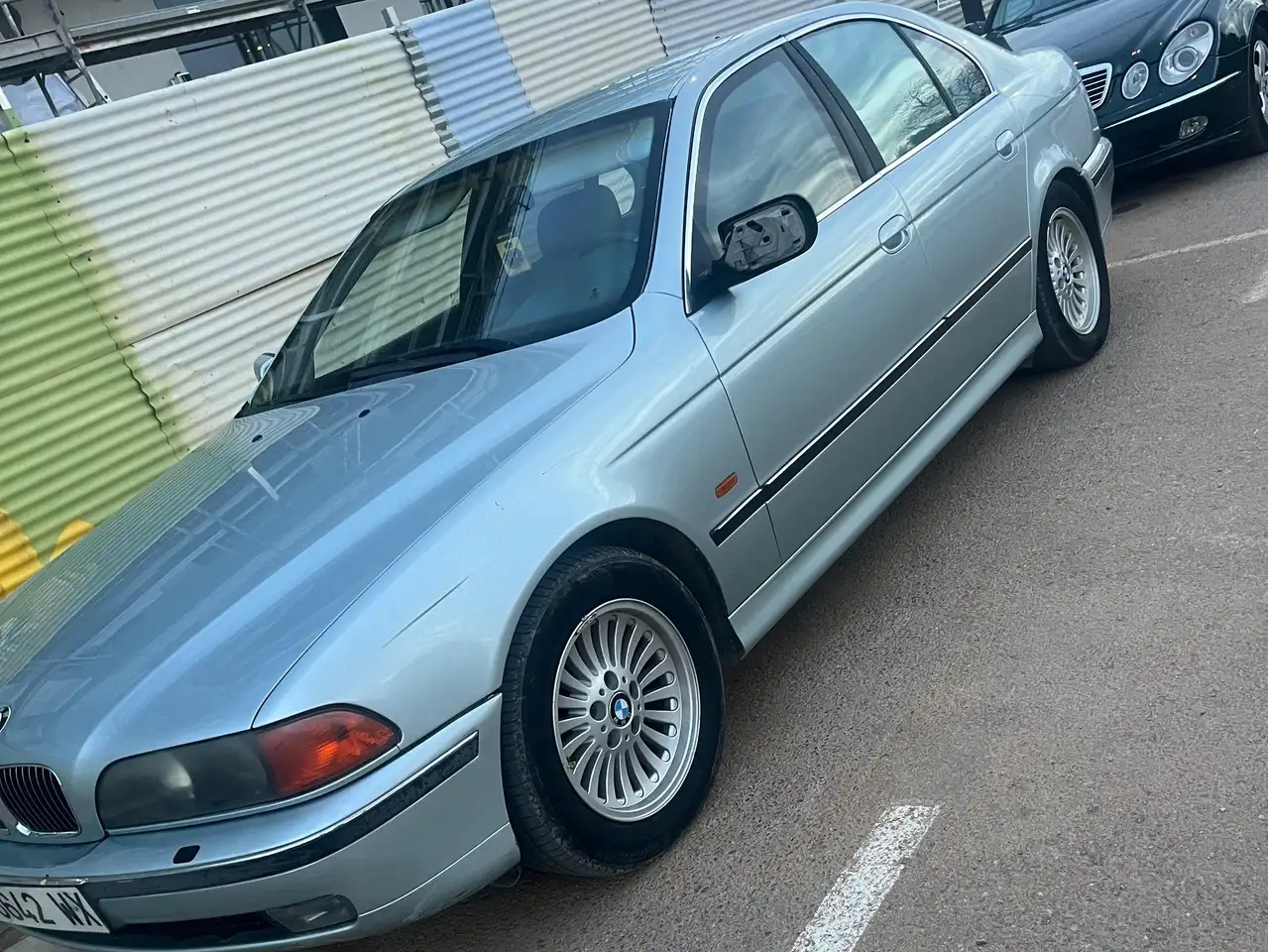 BMW 540i Aut., foto 7