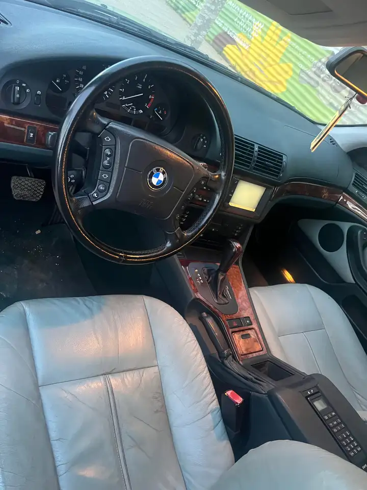 BMW 540i Aut., foto 3