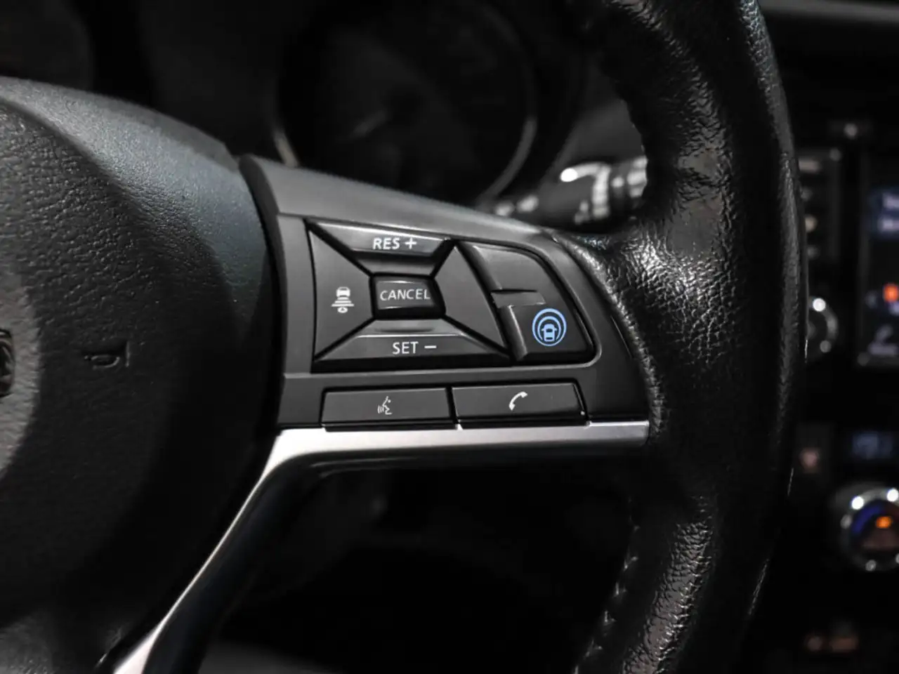 Nissan Qashqai снимка Nissan Qashqai