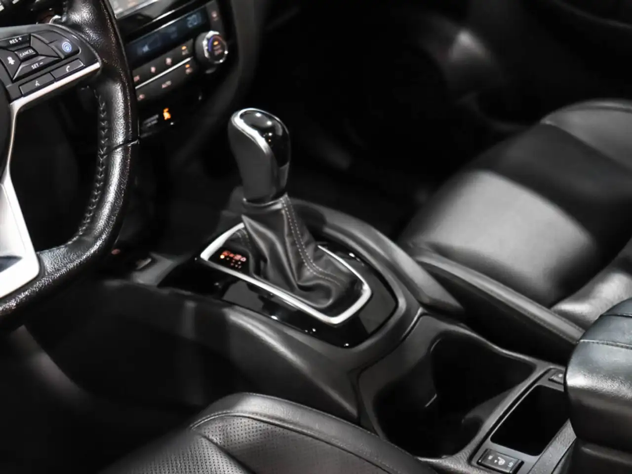 Nissan Qashqai снимка Nissan Qashqai