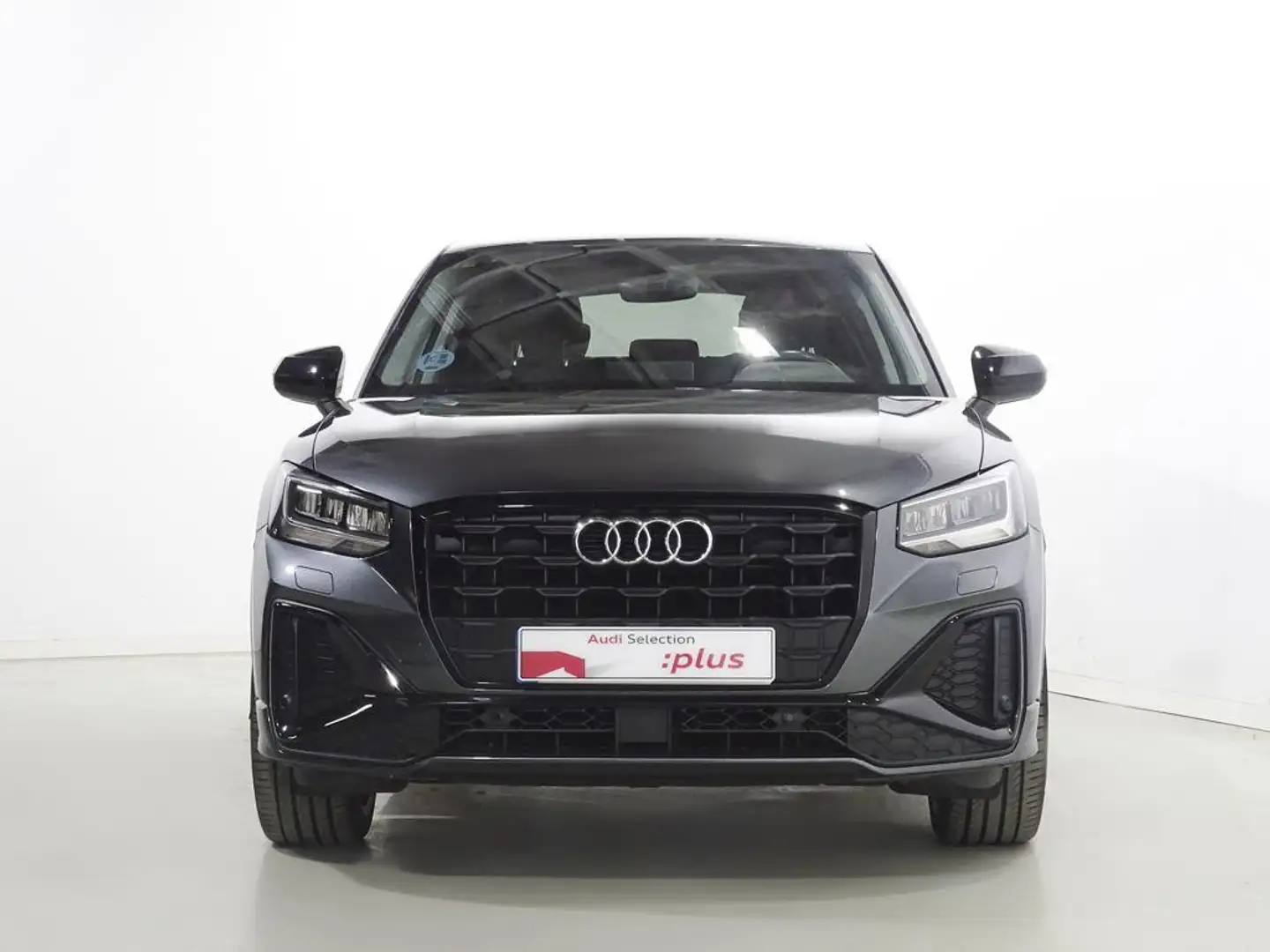 Audi Q2 35 TFSI Black line edition S tronic 110kW Gris - 2