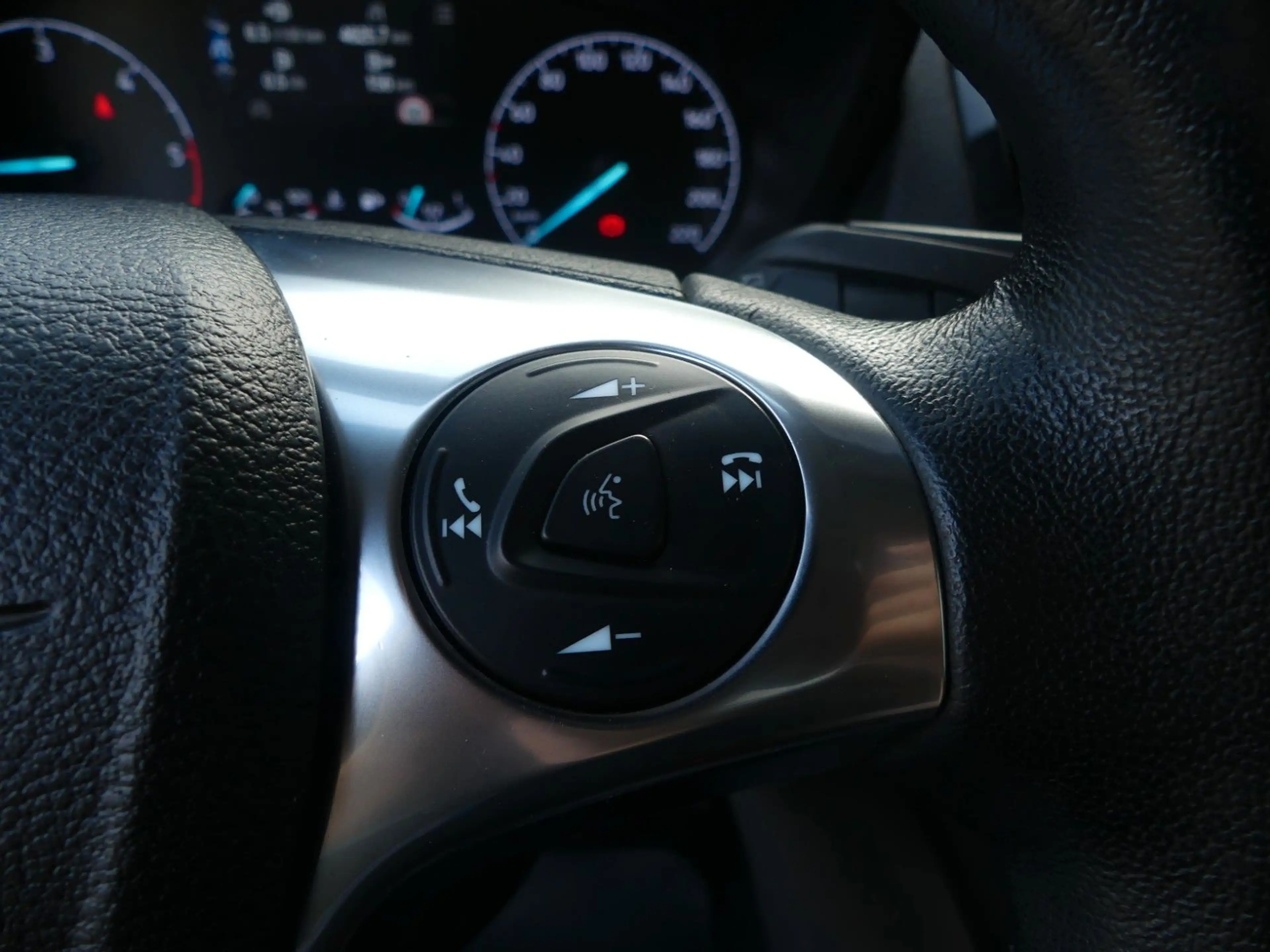 Ford Tourneo Connect Titanium — photo 13