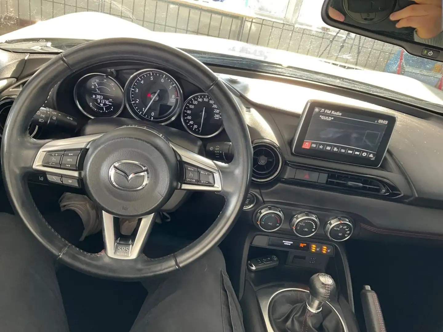 Mazda MX-5 MX-5+SKYACTIV-G+131+Exclusive-Line Bílá - 2